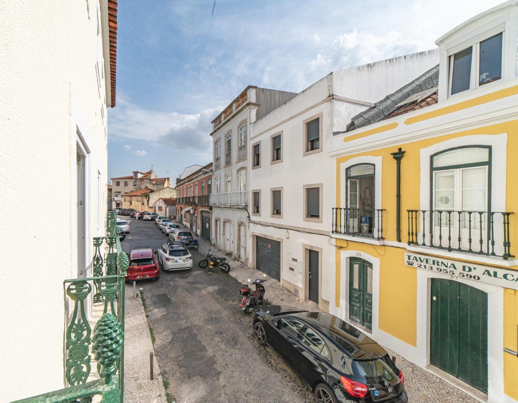 By The River - Alcantara Apartments Lissabon Buitenkant foto